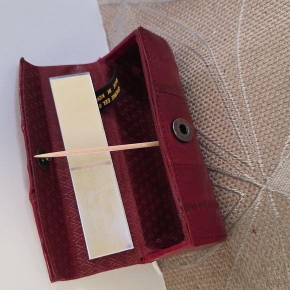 Collection: Vintage Genuine Red Eelskin Purse And Accessories! - Picture 9 of 13